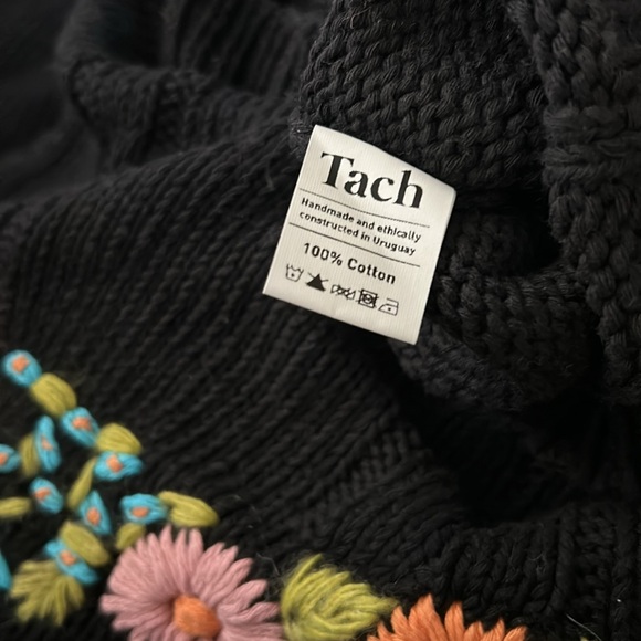 TACH Clothing Pipa Cable Knit Sweater - Picture 4 of 6